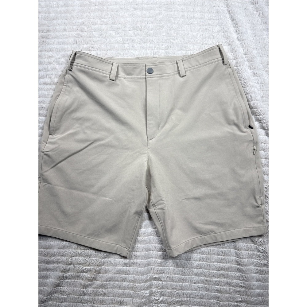 NWOT Mack Weldon Men's Radius Flex Shorts Sz L Beige Nice!